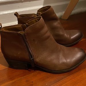 Lucky Brand size 9 Ankle Cowboy Boots